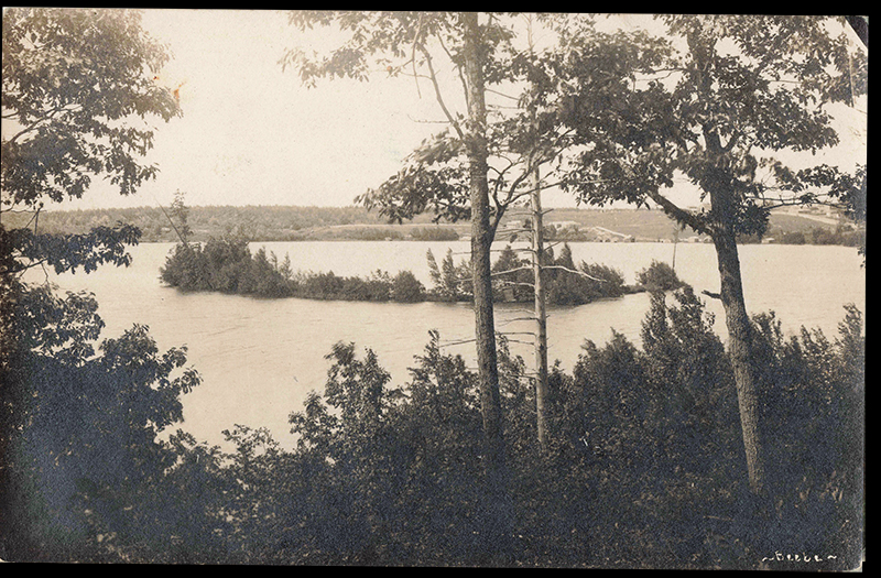 Click to color tint the postcard from 1907, via UpNorthMemories